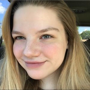 Meet your Posher, Mary Cate